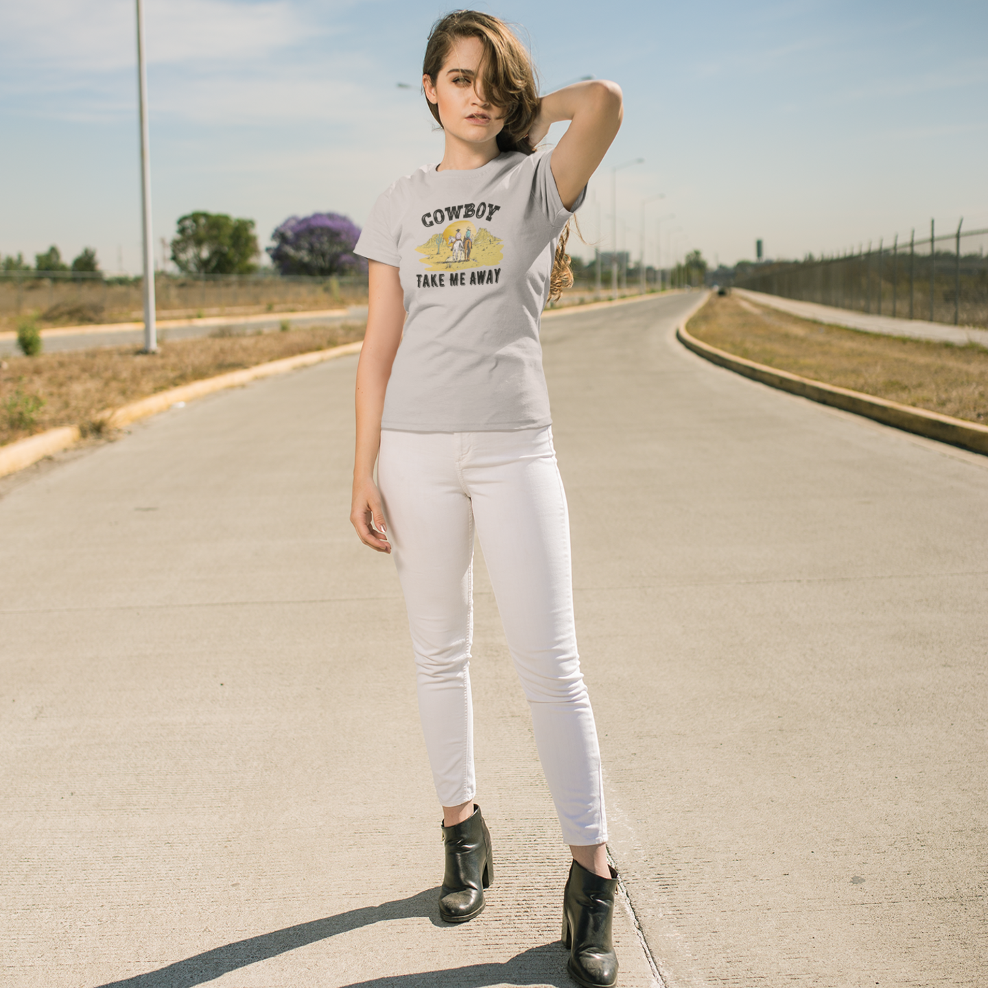Cowboy printed round neck t-shirt for Women - Image 9