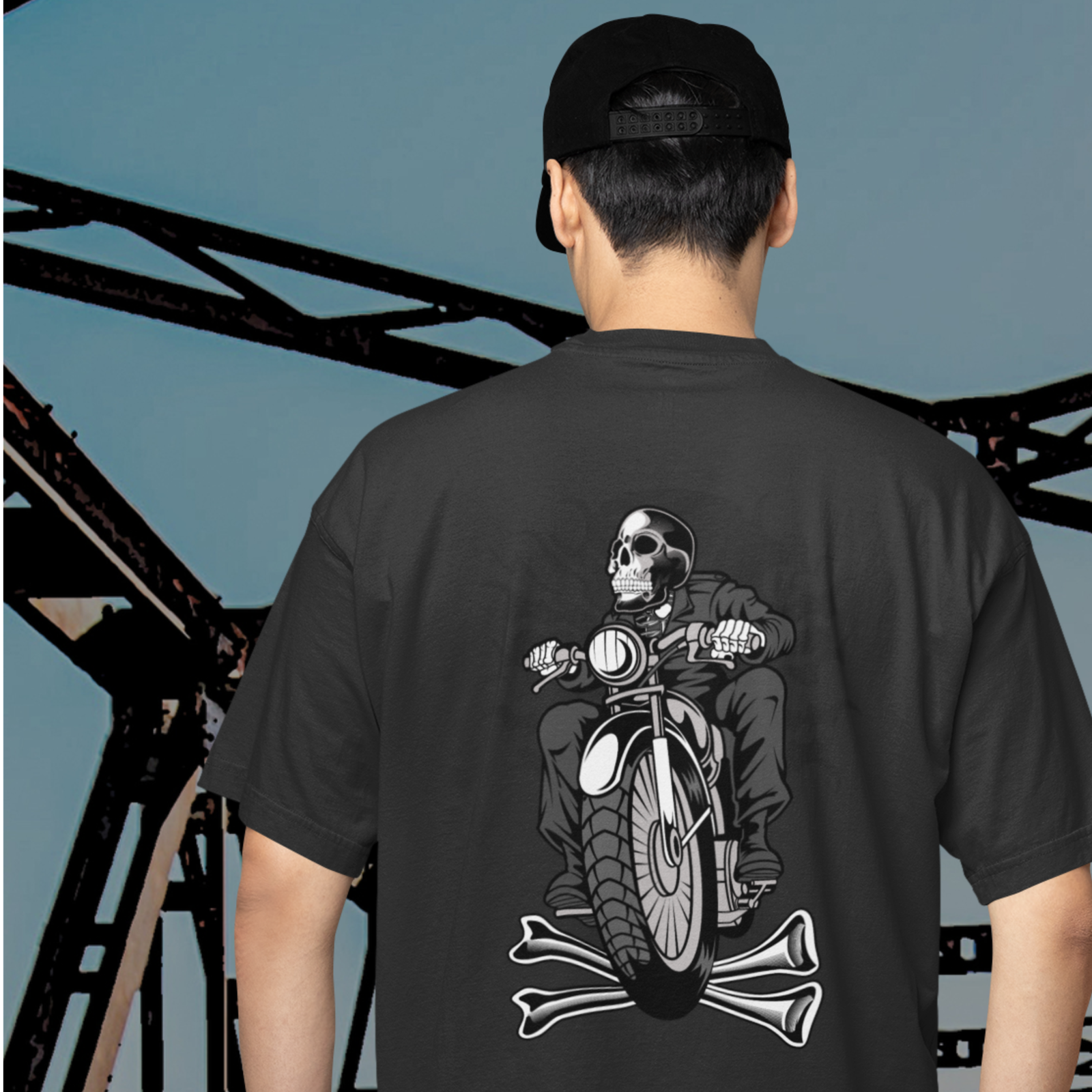 Men Oversized Black Streetwear T-Shirt with Bold Back Print