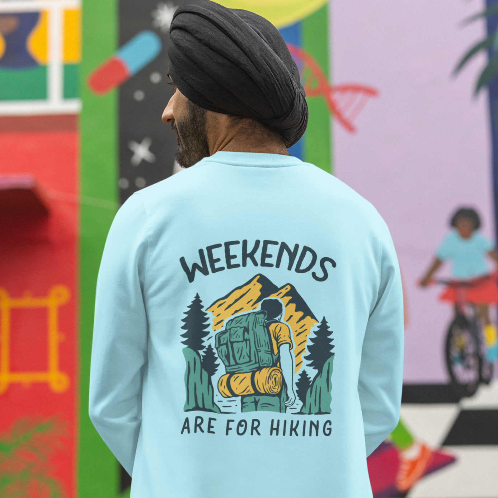 Weekends hiking back printed round neck oversized Sweatshirt for Men - Image 3