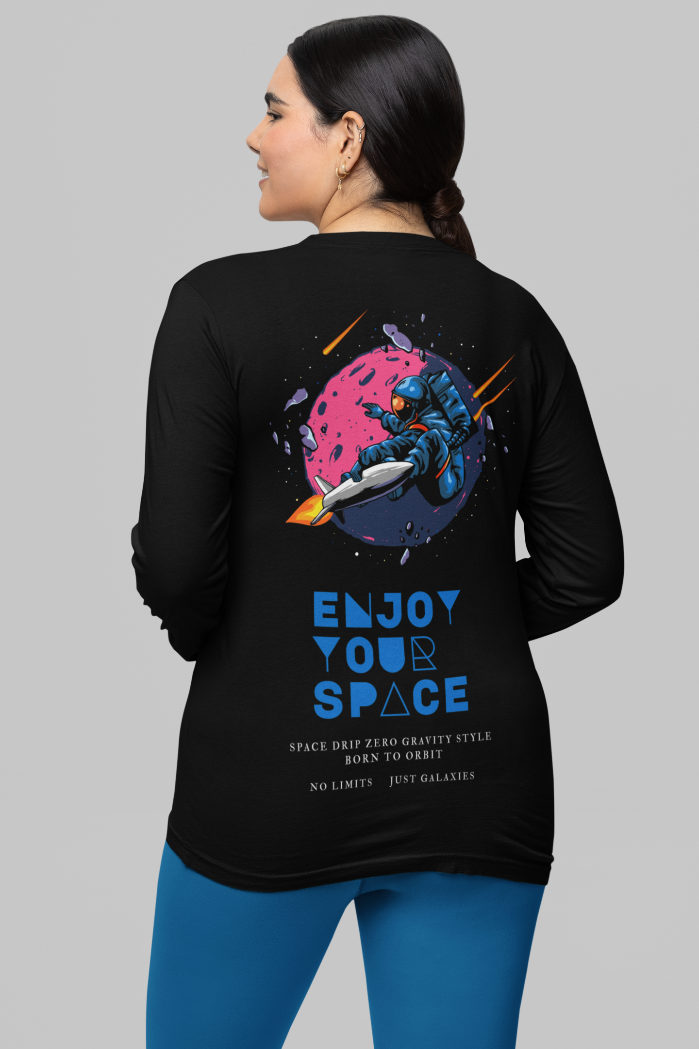 Black Full Sleeve Space Back Printed Round Neck Tshirt for Women - Image 2
